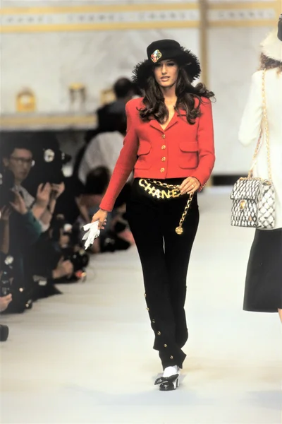 Look 44